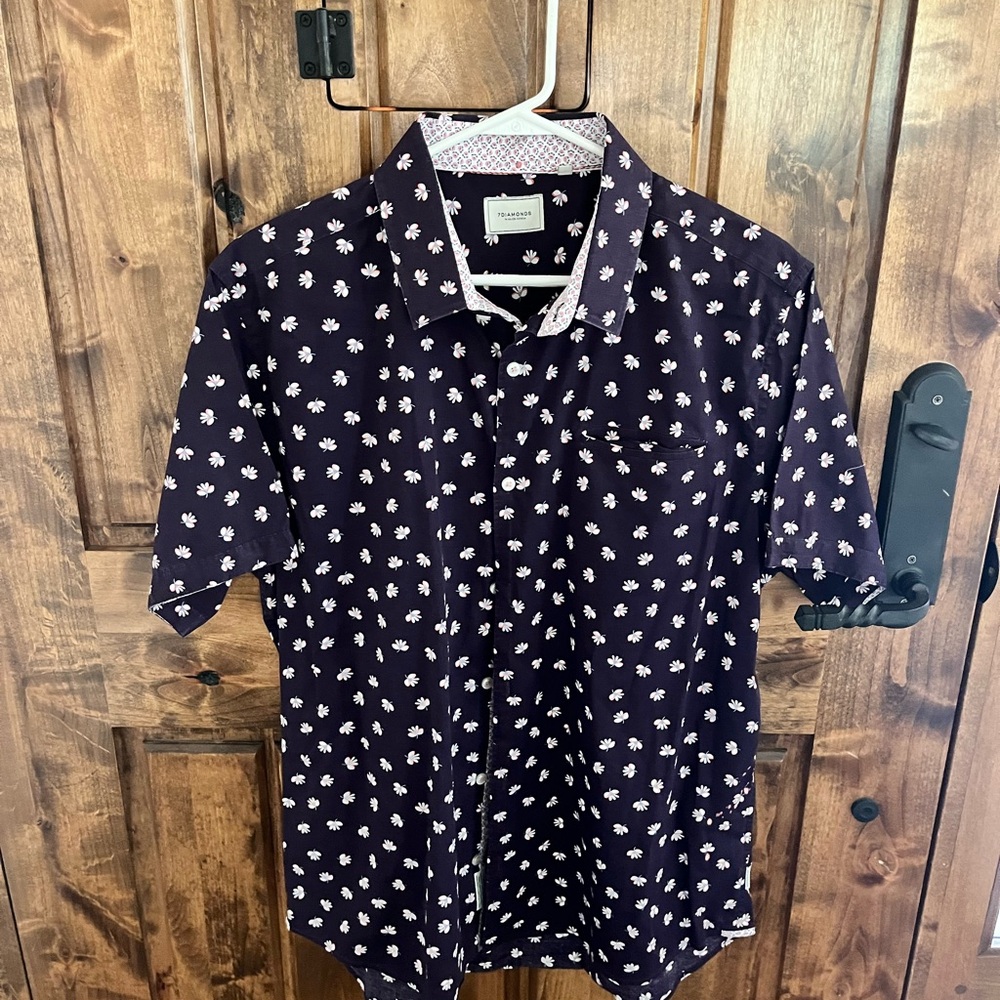 7 Diamonds Men’s Button-up Shirt